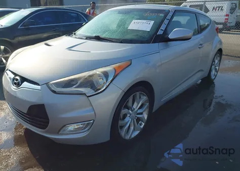 2013 Hyundai Veloster Base W/Black from USA, damaged, VIN KMHTC6AD7DU178975